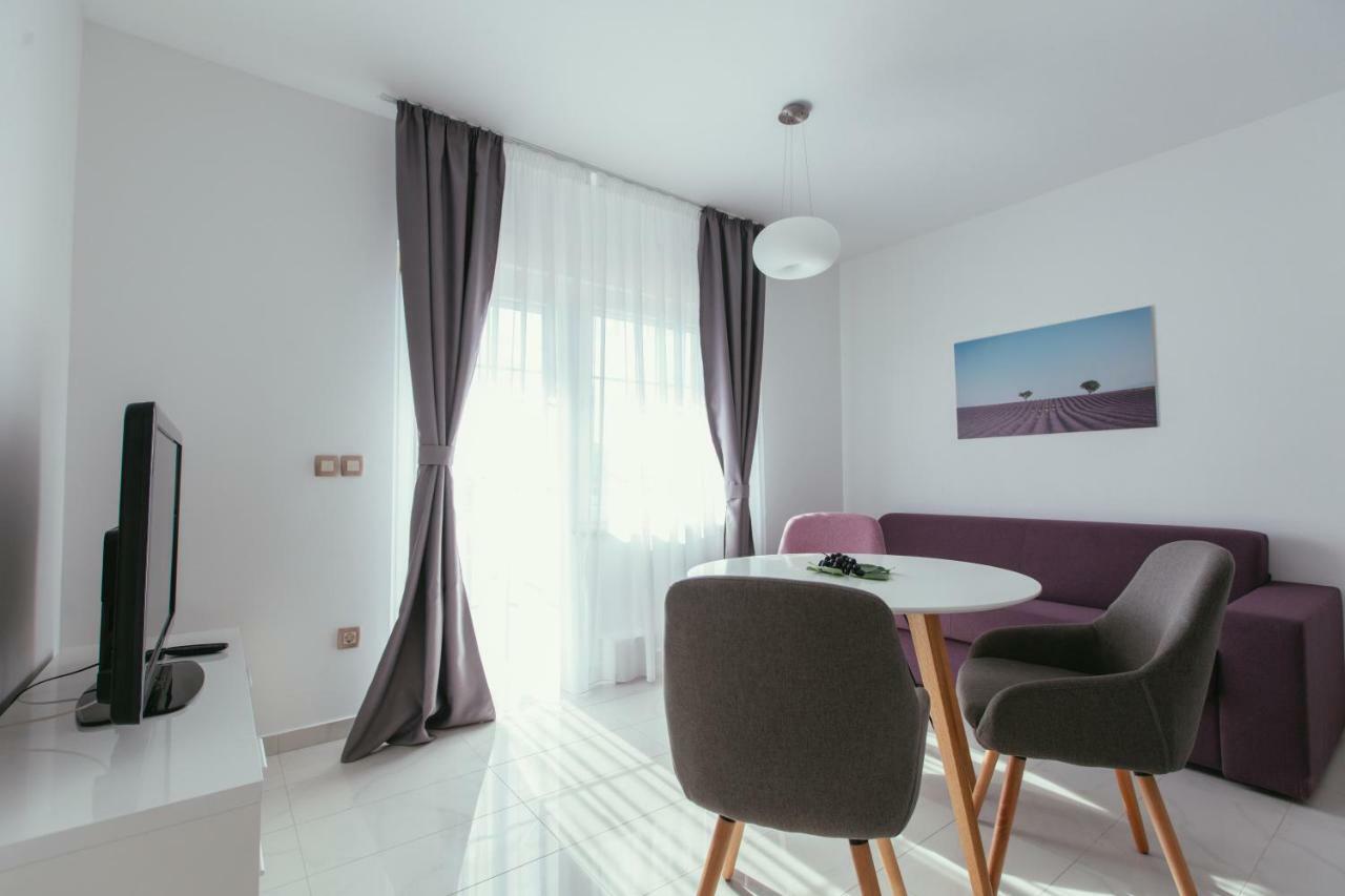 Maslina & Lavanda Appartement Podstrana Buitenkant foto