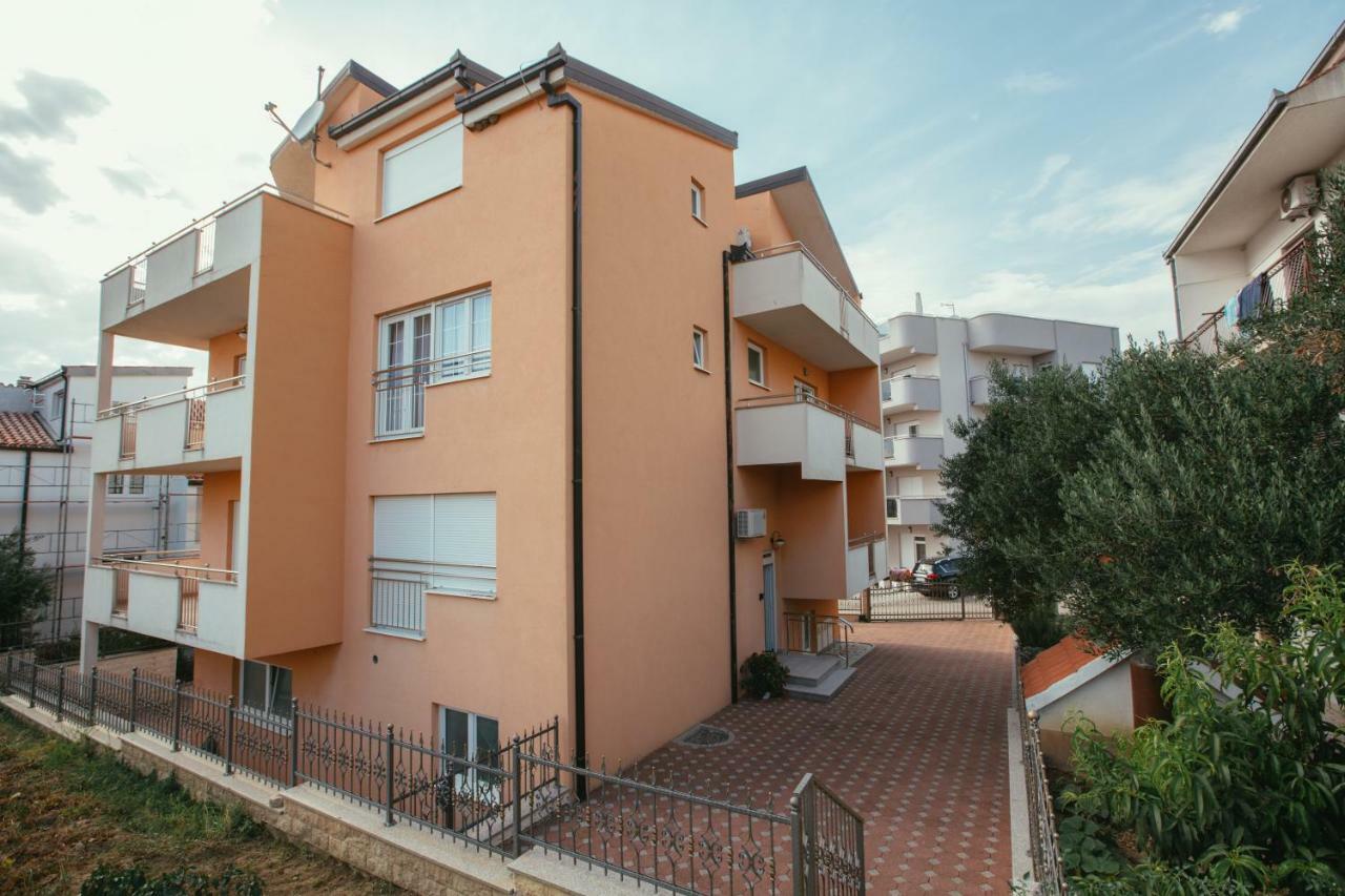 Maslina & Lavanda Appartement Podstrana Buitenkant foto